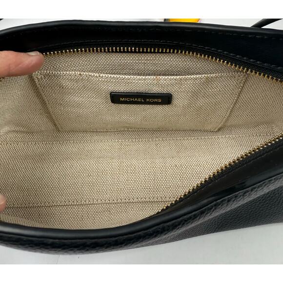 Michael Kors Moore Medium Leather Crossbody Black NWOT - Picture 5 of 16